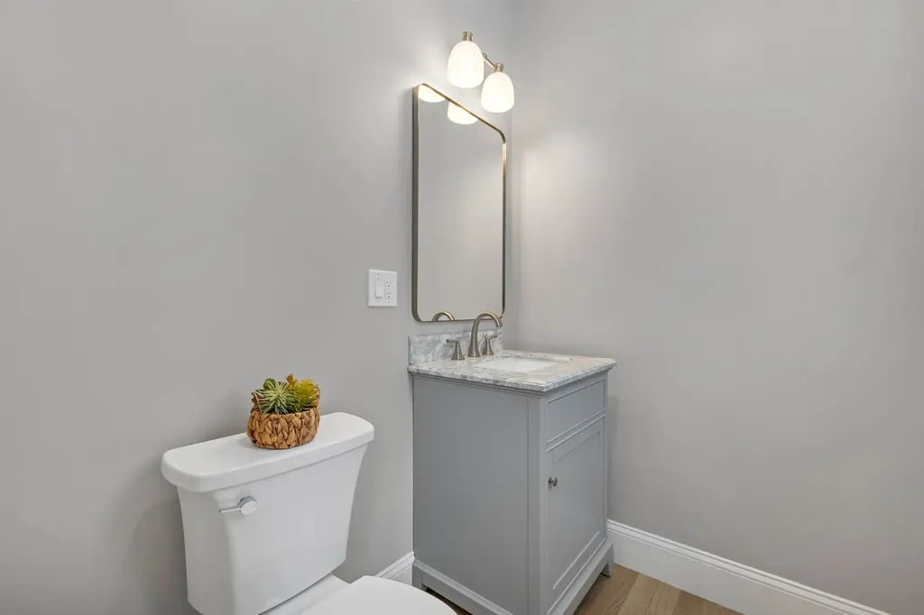 2 Namak Way Meredith NH 03253