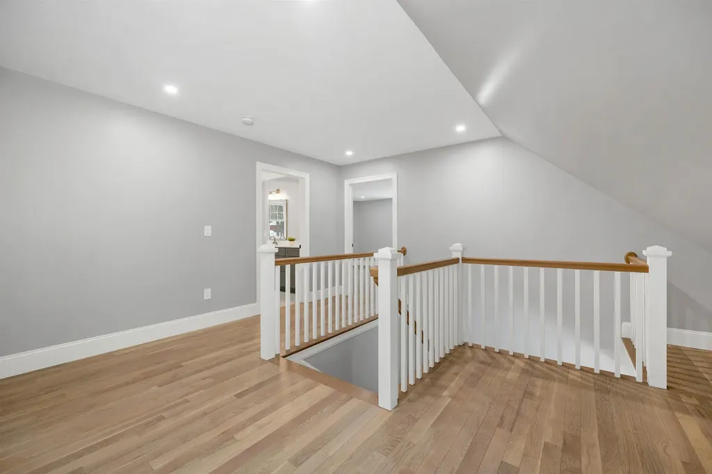 2 Namak Way Meredith NH 03253