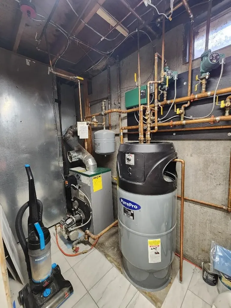 7 Memorial Drive Claremont NH 03743