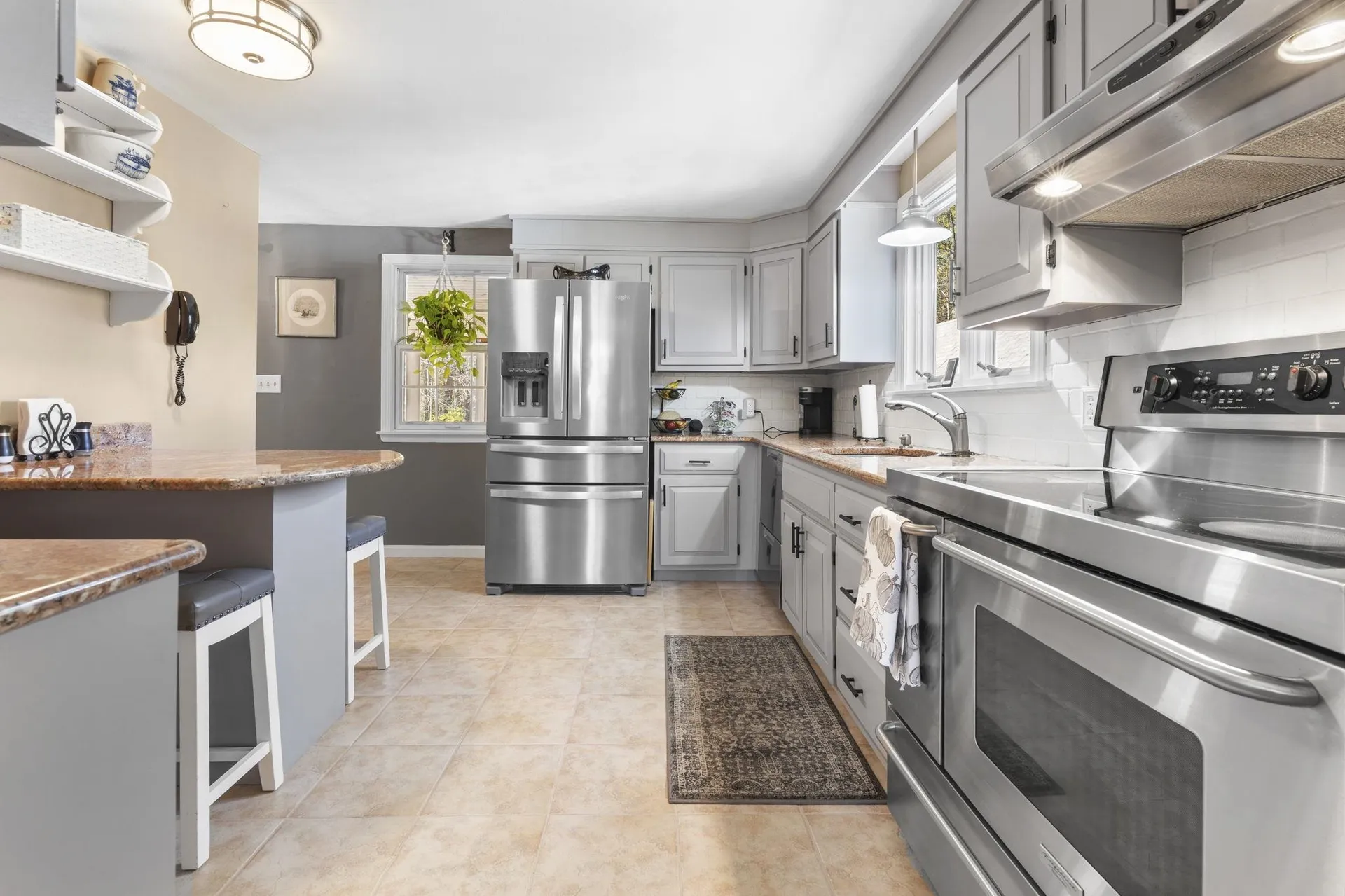 56 Whittier Street Newton NH 03858