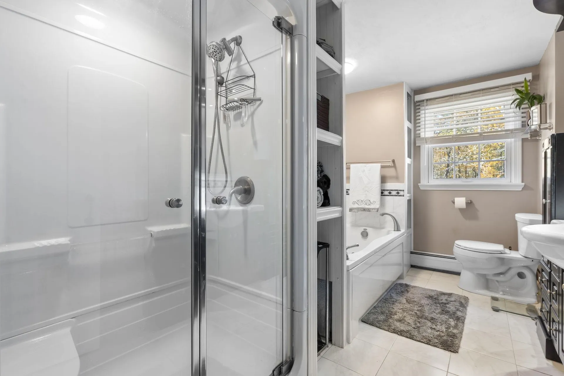 56 Whittier Street Newton NH 03858