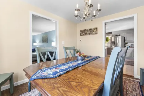 56 Whittier Street Newton NH 03858