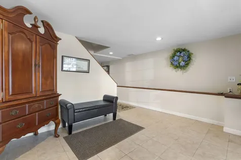 56 Whittier Street Newton NH 03858