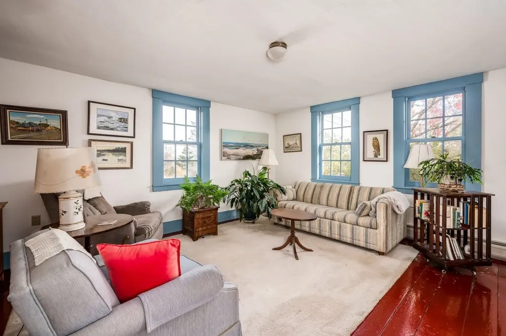 1310 & 1311 Upper City Road Pittsfield NH 03263