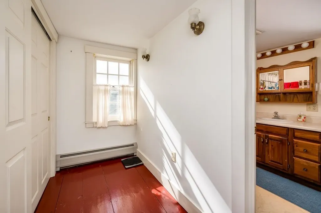 1310 & 1311 Upper City Road Pittsfield NH 03263