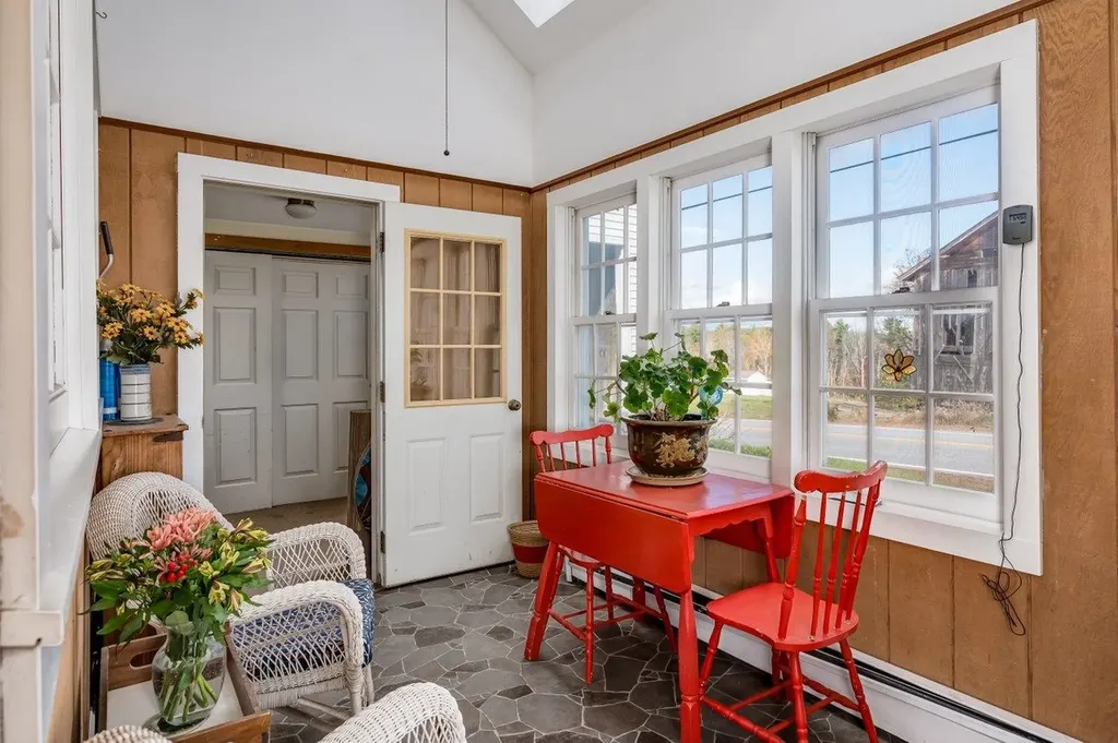 1310 & 1311 Upper City Road Pittsfield NH 03263