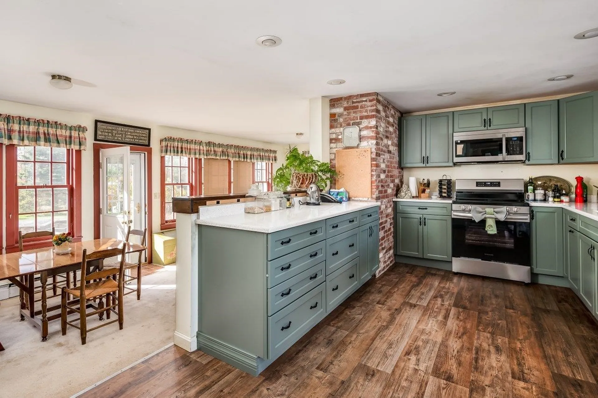 1310 & 1311 Upper City Road Pittsfield NH 03263