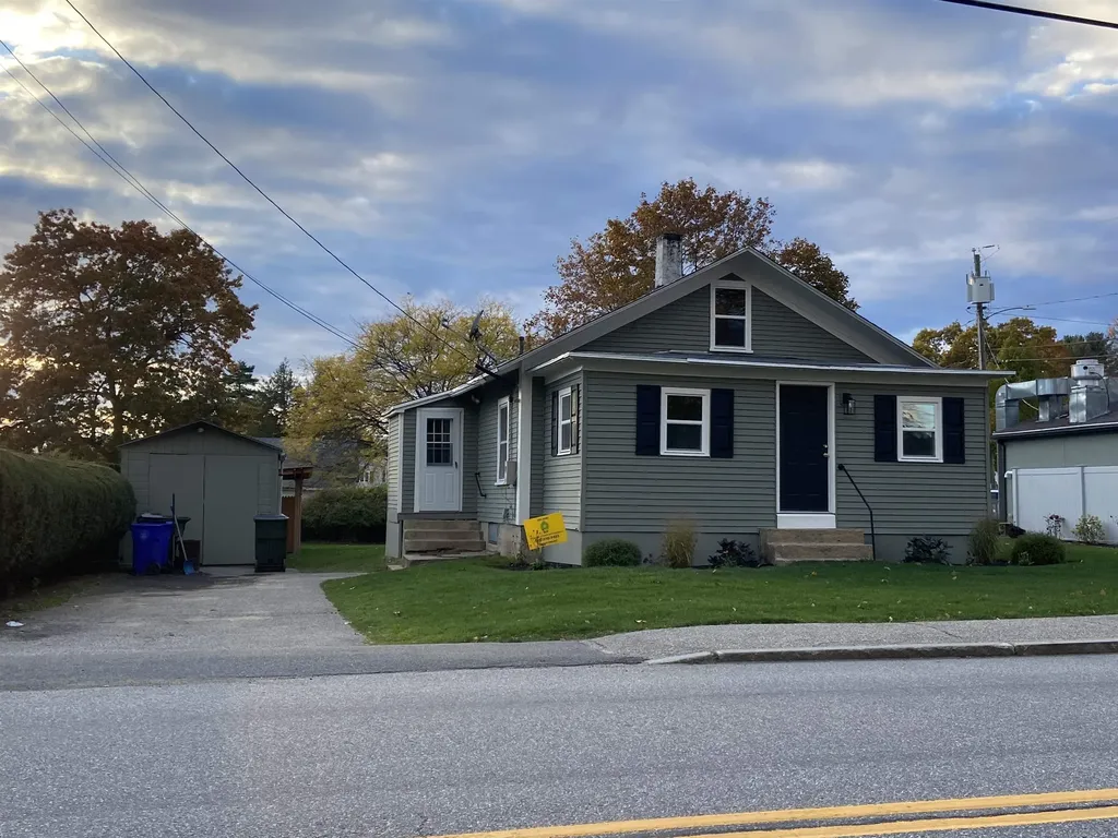 1354 River Road Manchester NH 03104