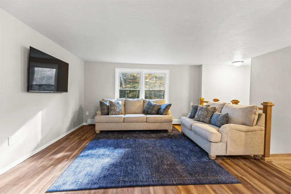 447 Nh Route 104 Meredith NH 03253