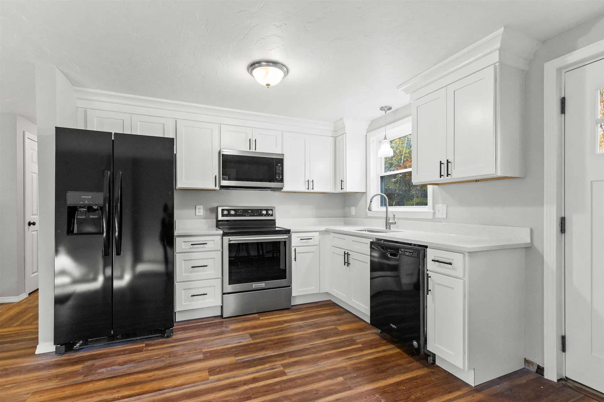 447 Nh Route 104 Meredith NH 03253