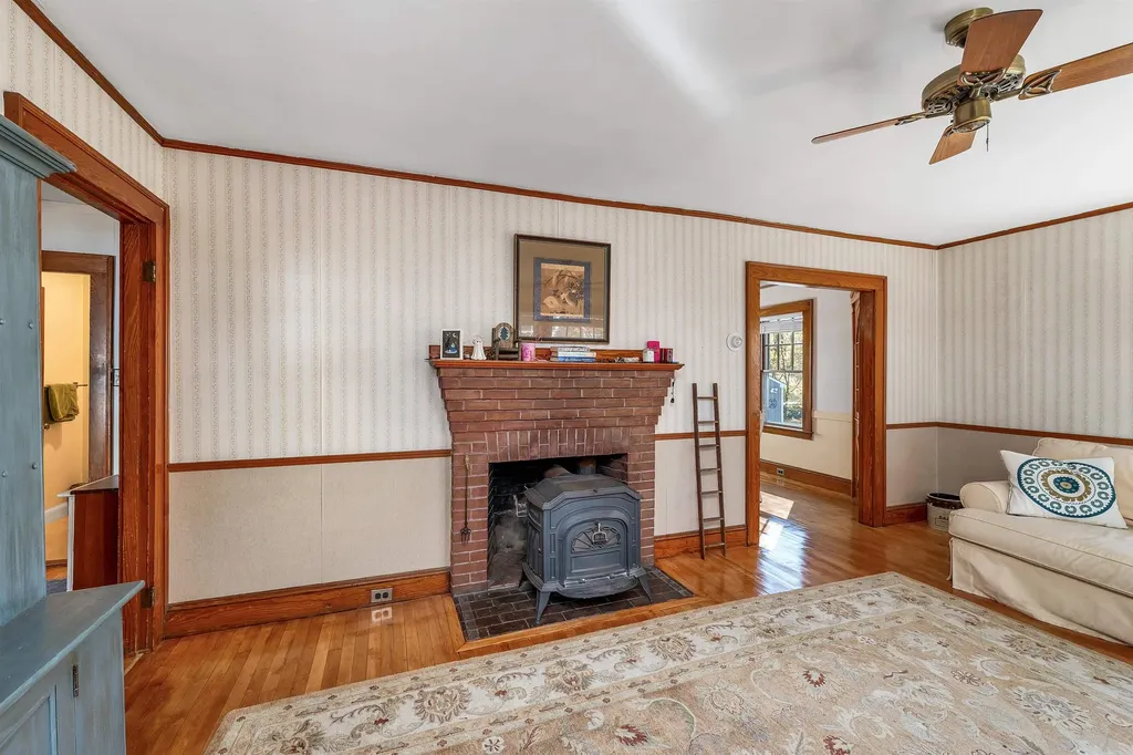 320 Thaxter Road Portsmouth NH 03801