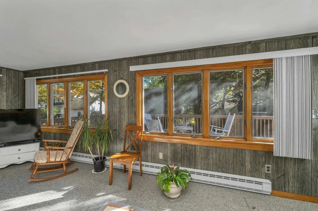 320 Thaxter Road Portsmouth NH 03801