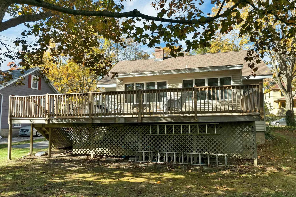 320 Thaxter Road Portsmouth NH 03801