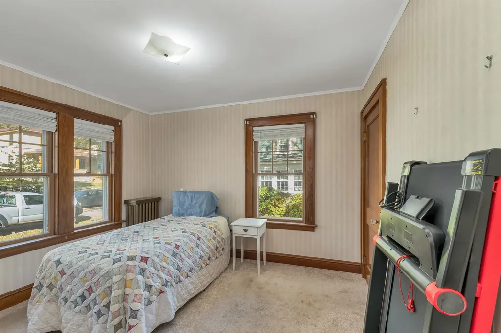 320 Thaxter Road Portsmouth NH 03801