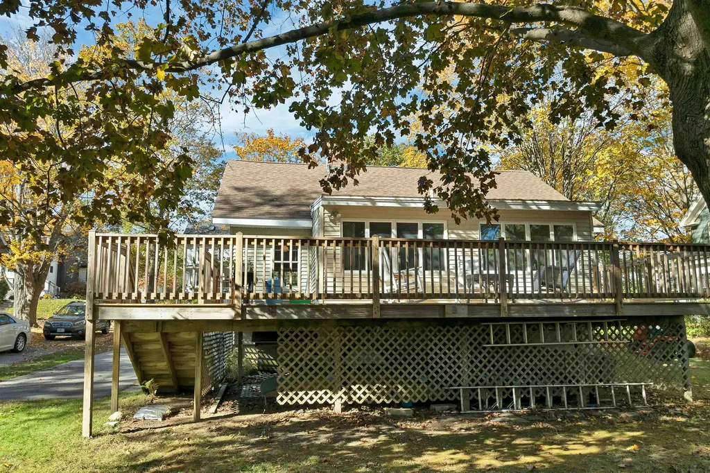 320 Thaxter Road Portsmouth NH 03801