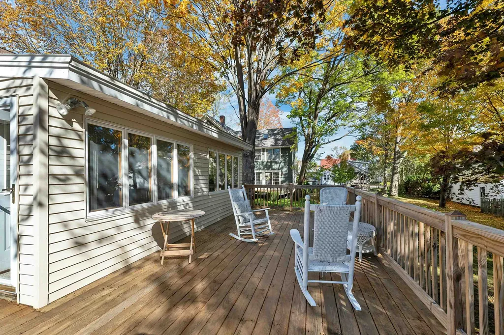 320 Thaxter Road Portsmouth NH 03801