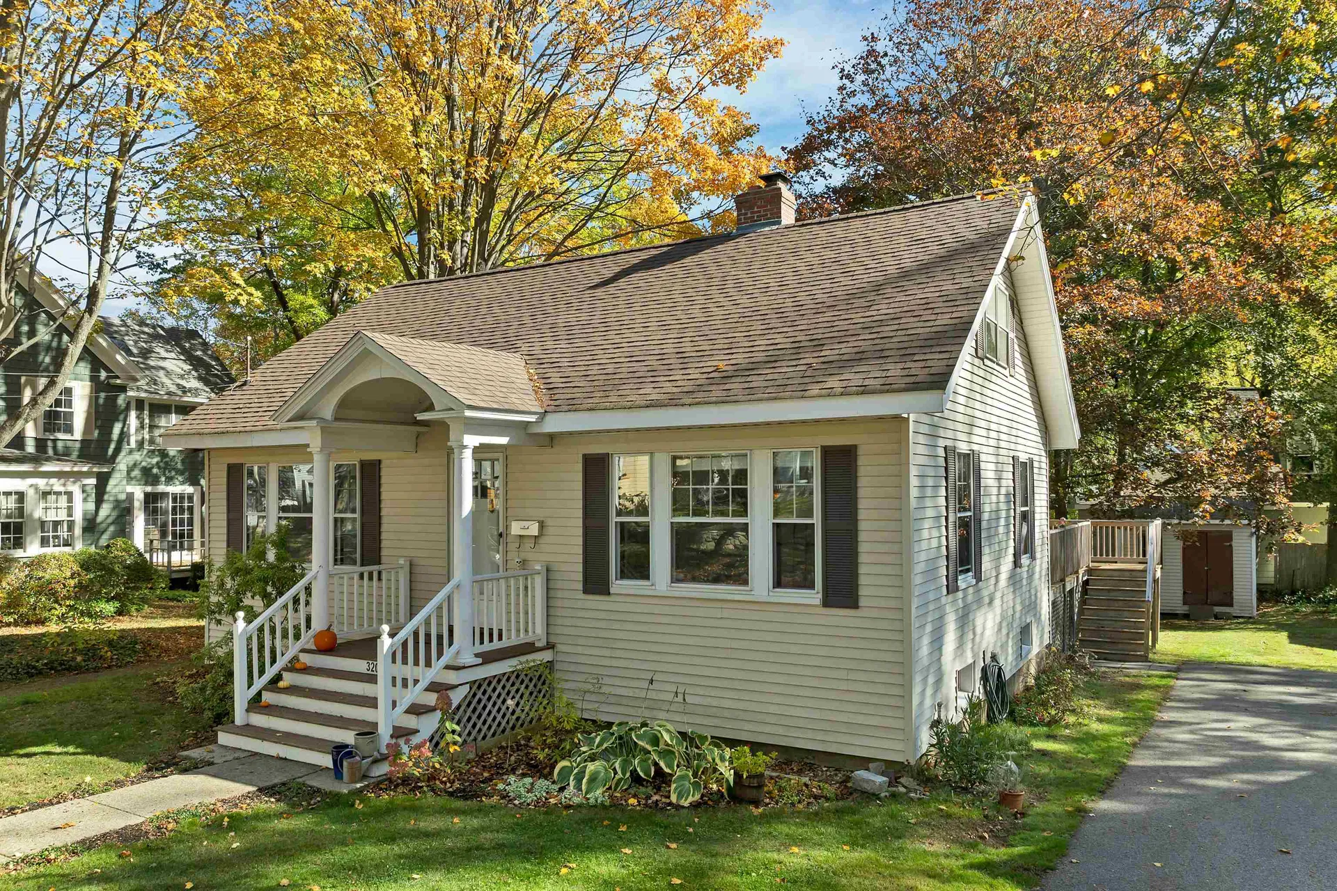 320 Thaxter Road Portsmouth NH 03801