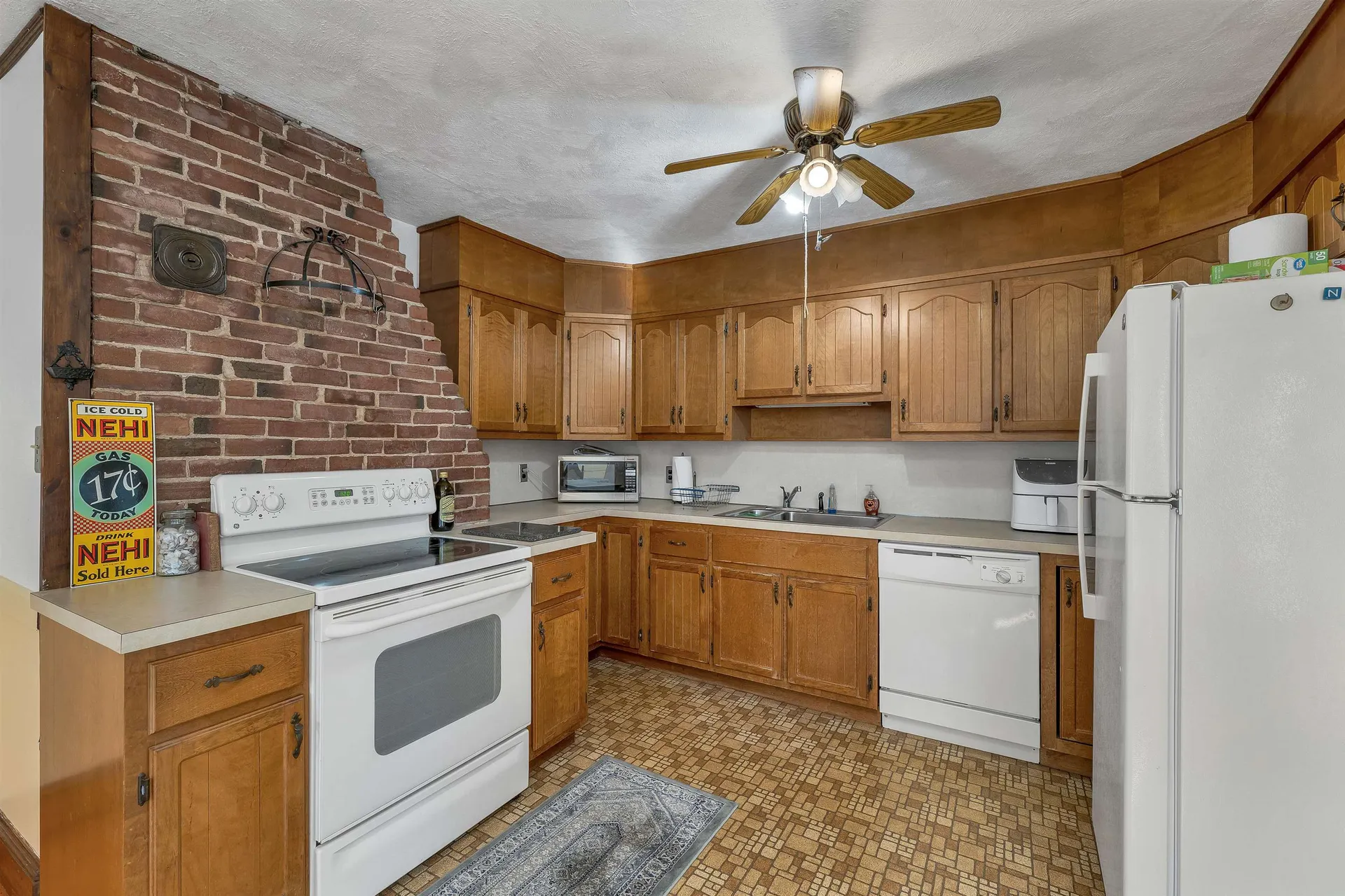 320 Thaxter Road Portsmouth NH 03801