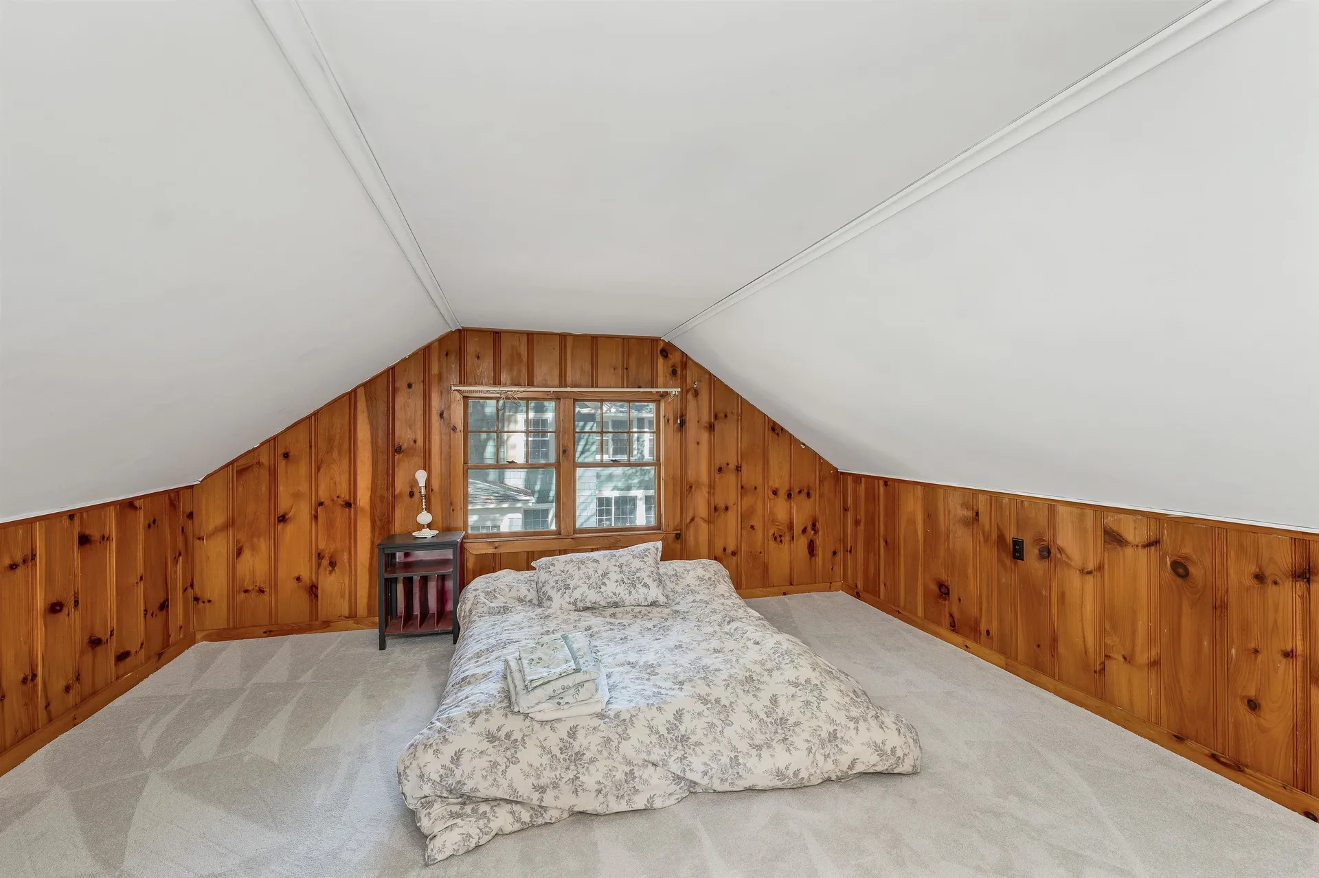 320 Thaxter Road Portsmouth NH 03801