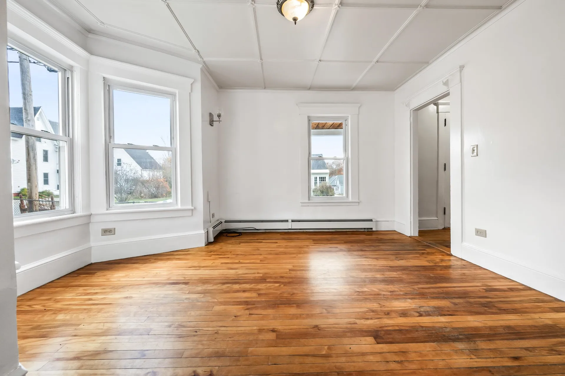 93 Pleasant Street Littleton NH 03561