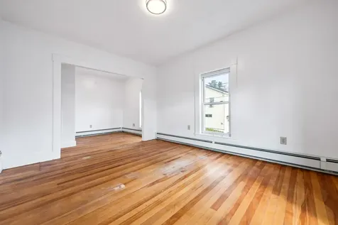 93 Pleasant Street Littleton NH 03561