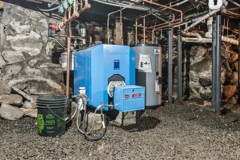 93 Pleasant Street Littleton NH 03561