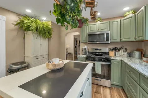 29 Strafford Street Laconia NH 03246