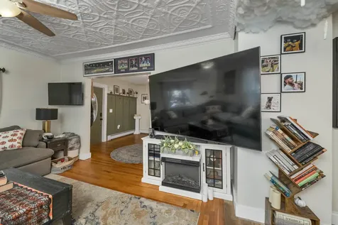 29 Strafford Street Laconia NH 03246