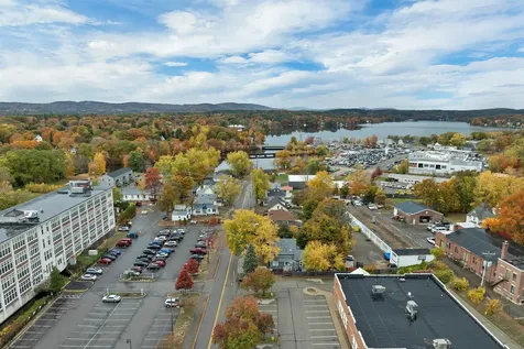 29 Strafford Street Laconia NH 03246