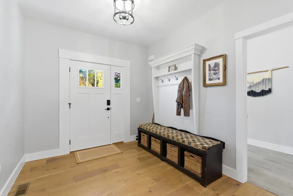 10 Sap House Road Weare NH 03281