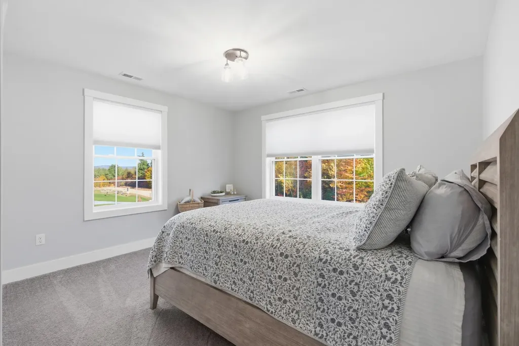 10 Sap House Road Weare NH 03281