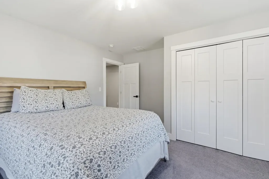 10 Sap House Road Weare NH 03281