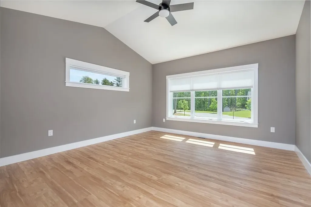 5 Midmark Lane Concord NH 03301