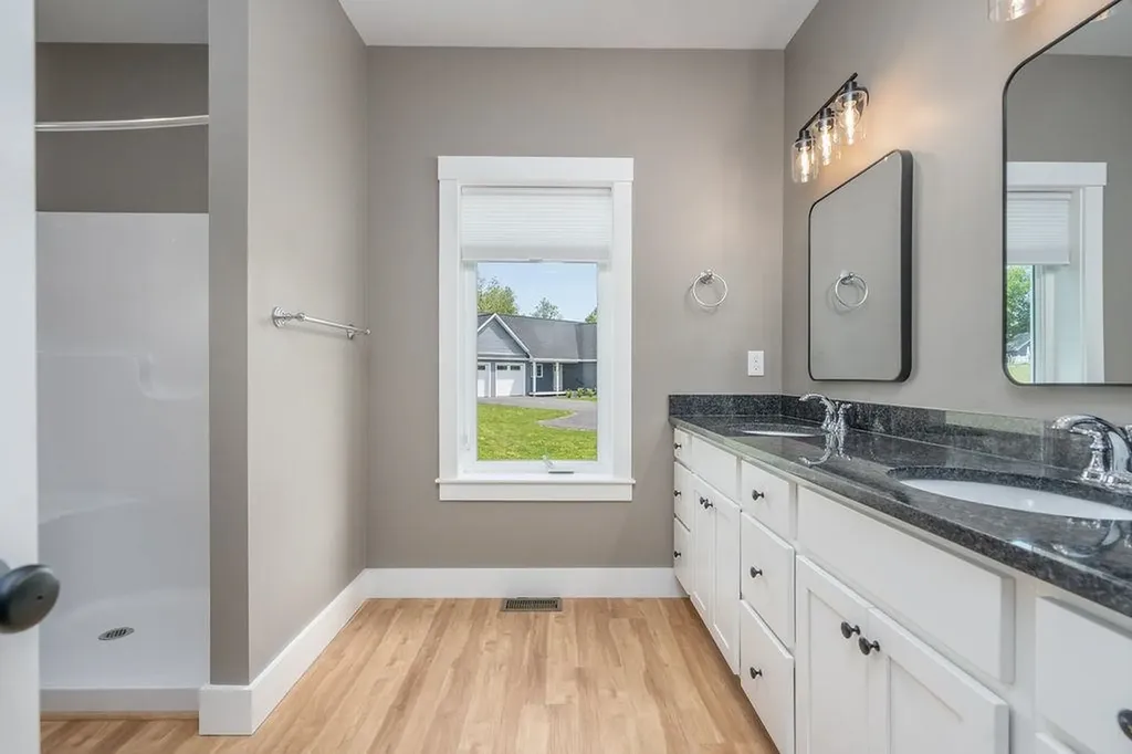 5 Midmark Lane Concord NH 03301