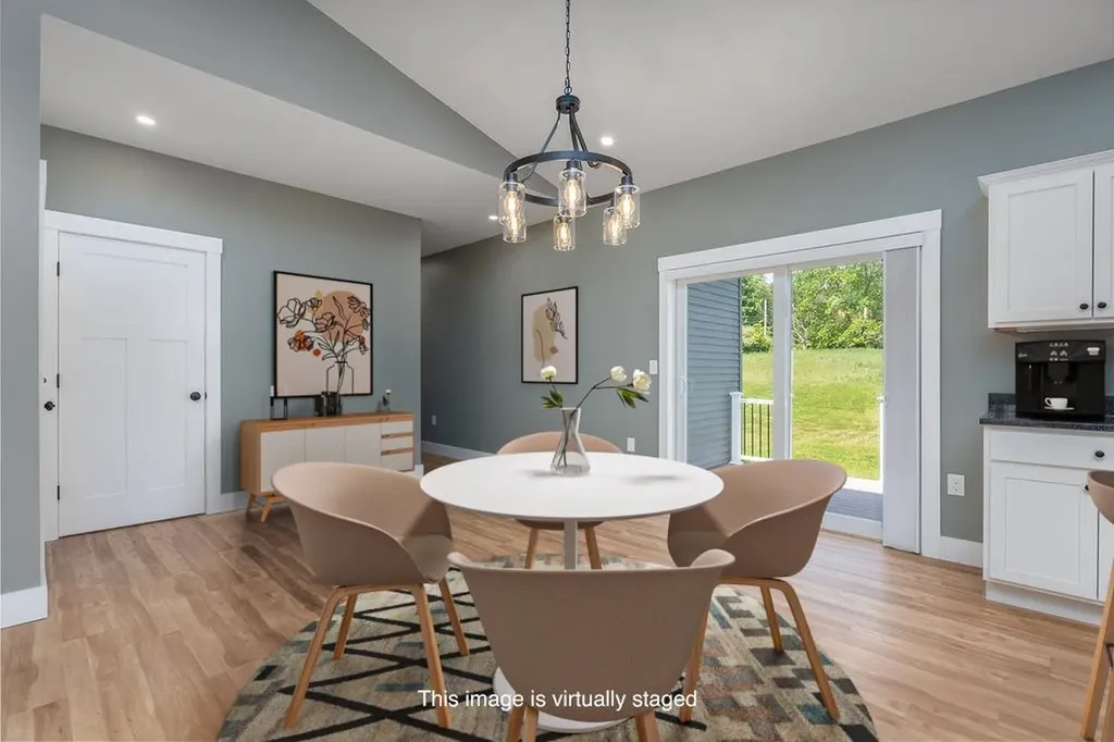 5 Midmark Lane Concord NH 03301