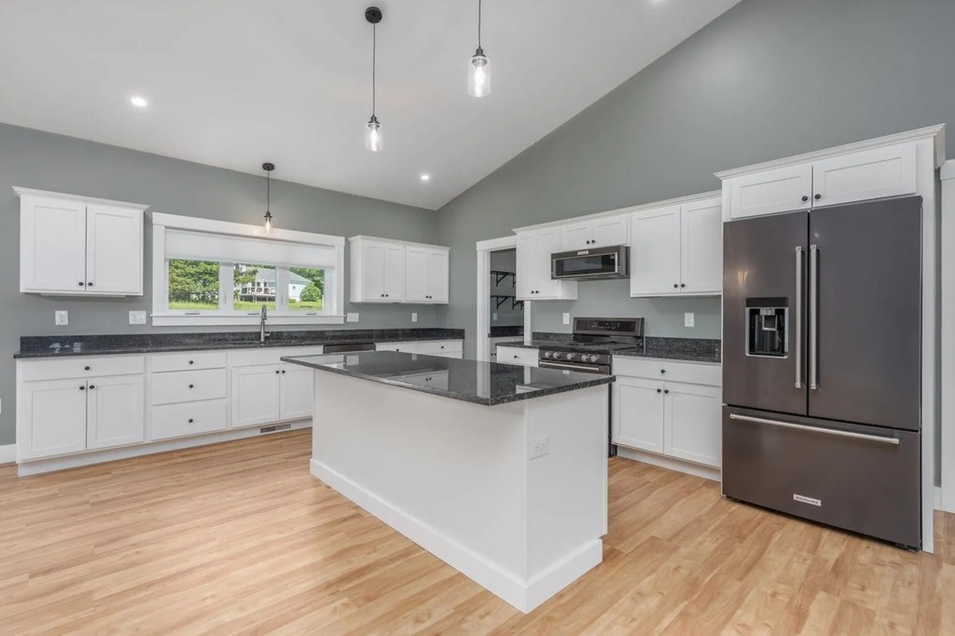 5 Midmark Lane Concord NH 03301