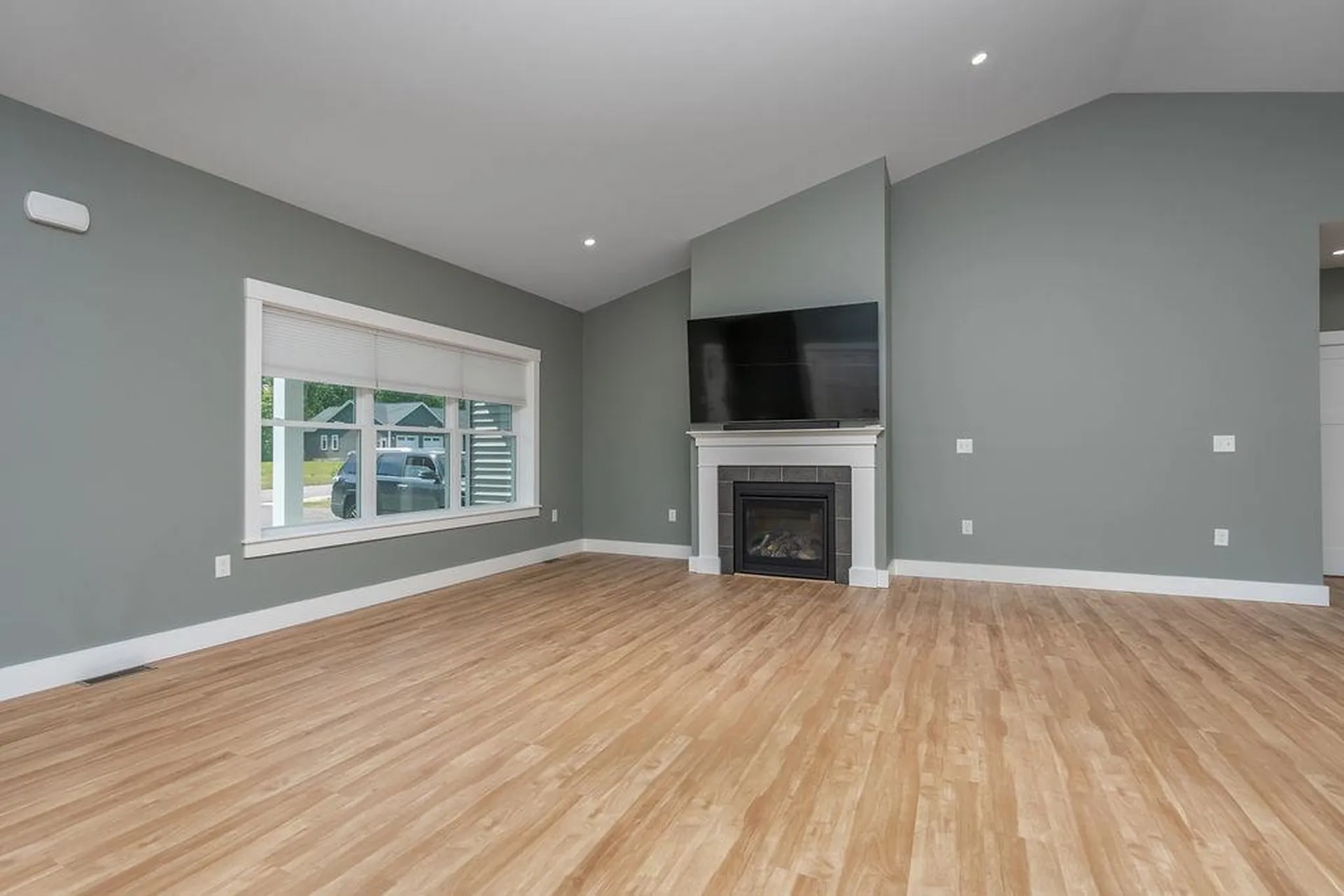 5 Midmark Lane Concord NH 03301