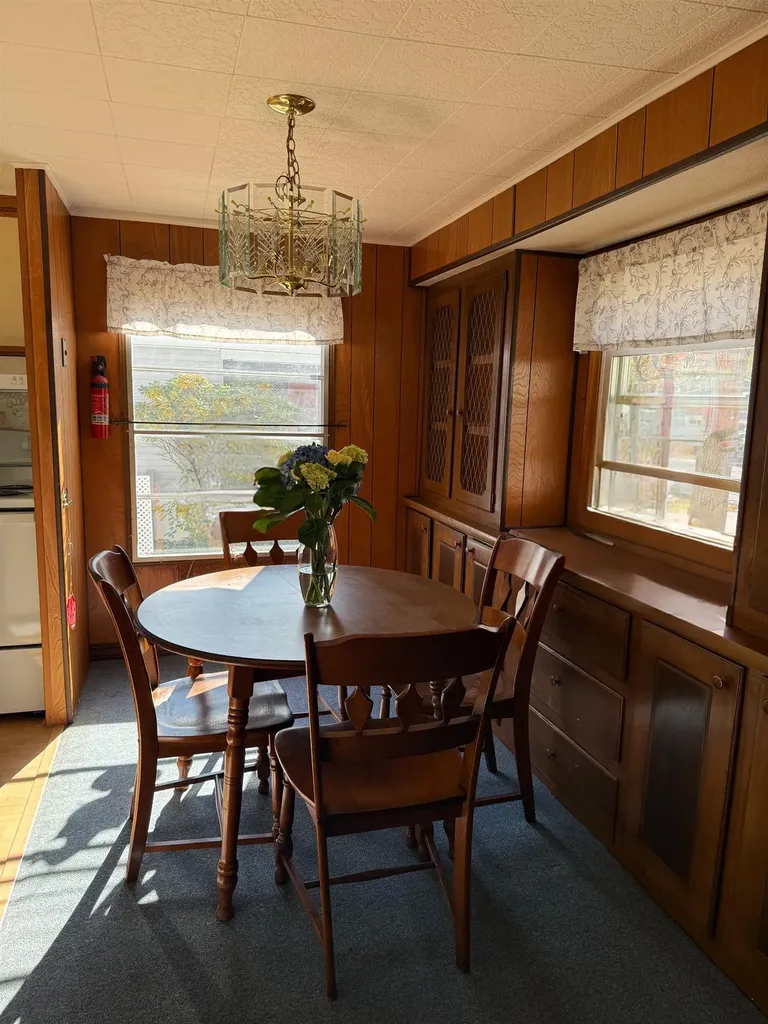 14 Meredith Drive Hampstead NH 03841