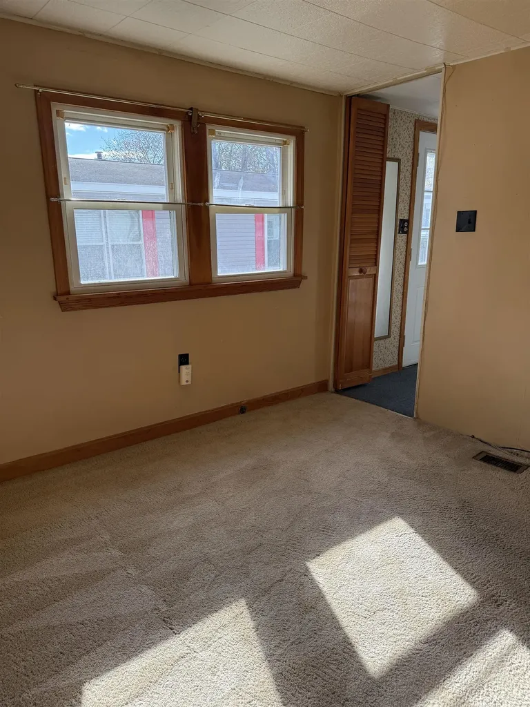 14 Meredith Drive Hampstead NH 03841