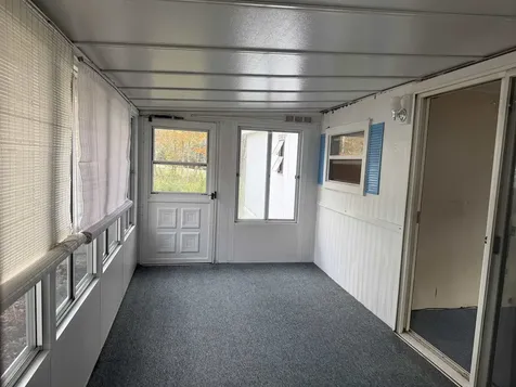 14 Meredith Drive Hampstead NH 03841