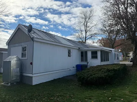 14 Meredith Drive Hampstead NH 03841