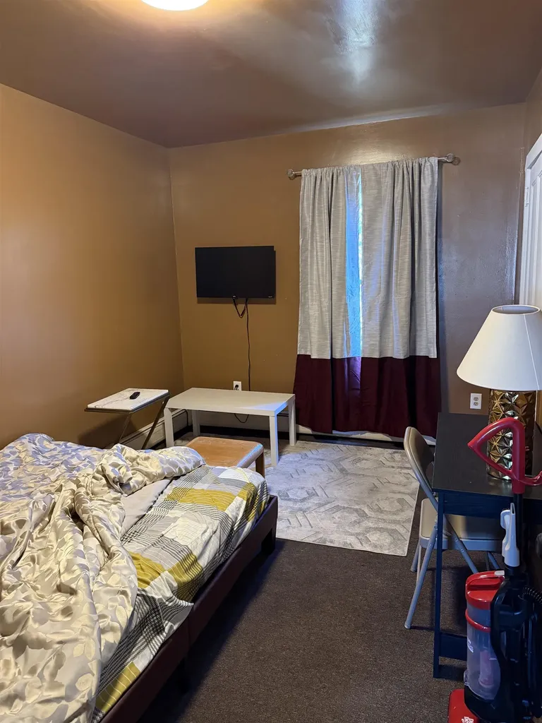 86 Raymond Street Lyndon VT 05851