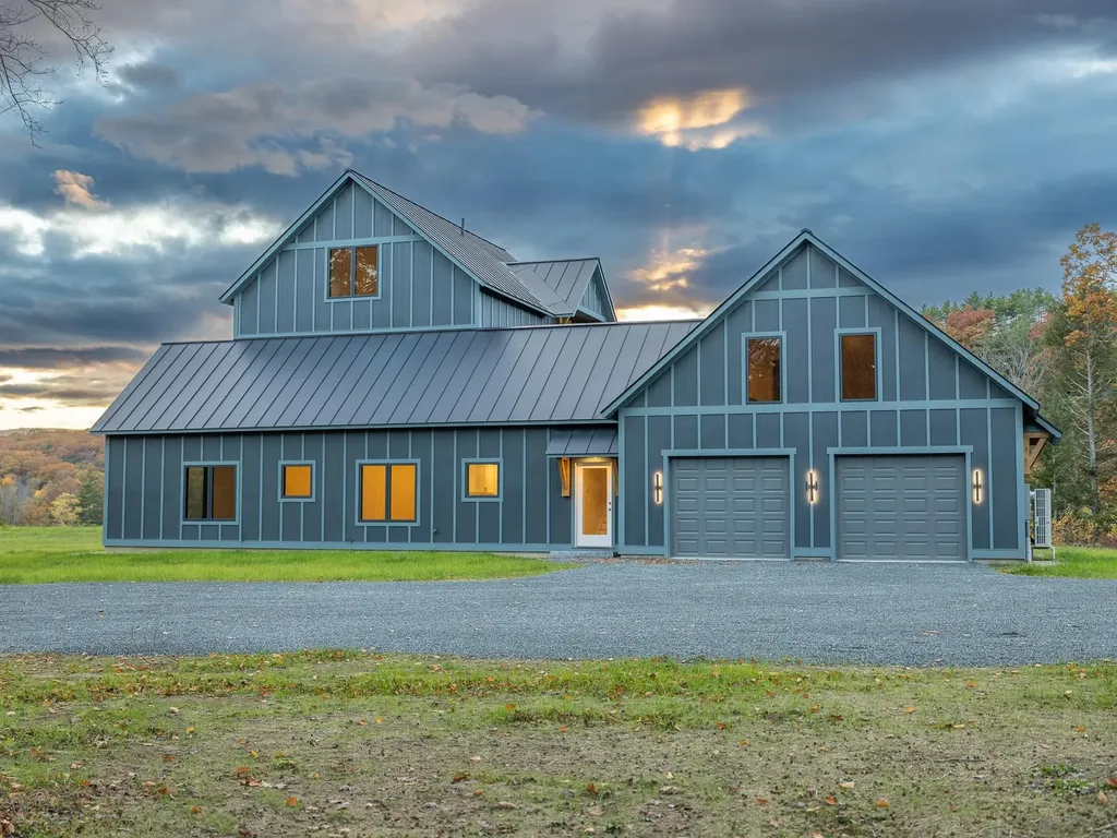 30 Farr Road Chesterfield NH 03466