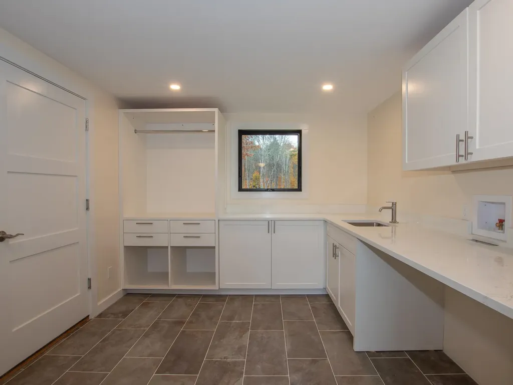 30 Farr Road Chesterfield NH 03466