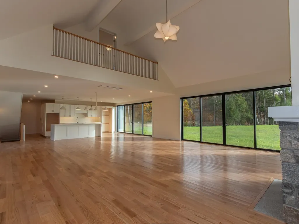 30 Farr Road Chesterfield NH 03466