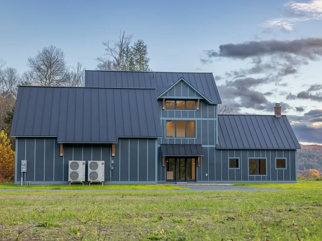 30 Farr Road Chesterfield NH 03466