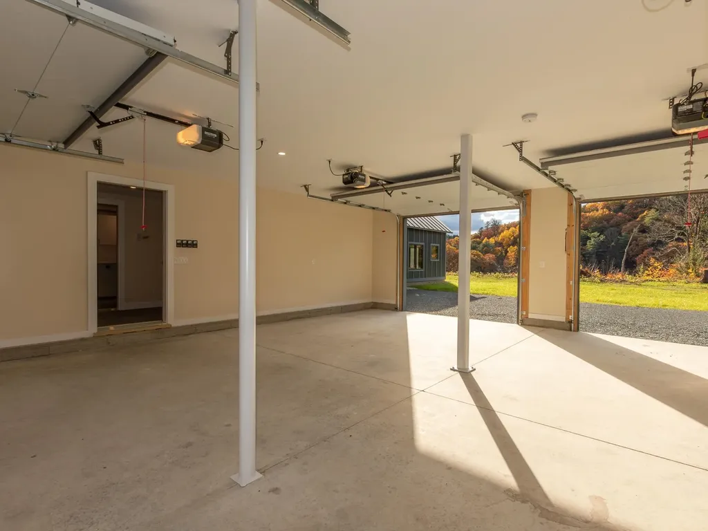 30 Farr Road Chesterfield NH 03466