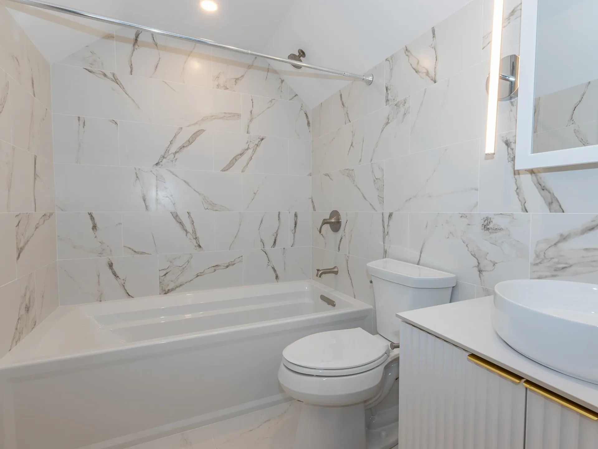 30 Farr Road Chesterfield NH 03466