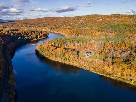 30 Farr Road Chesterfield NH 03466