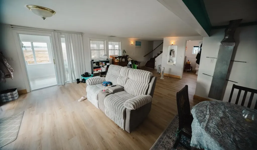 27 Perkins Avenue Hampton NH 03842